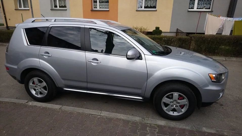 Mitsubishi Outlander Mitsubishi Outlander II 2.0 MIVEC 147 KM 108 kW