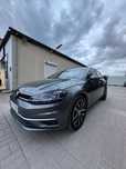 Volkswagen Golf stan bdb , bogato wyposazony radary , asystent parkowania itp
