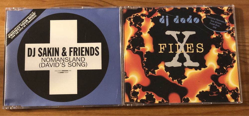 CDs duplos, singles, importados