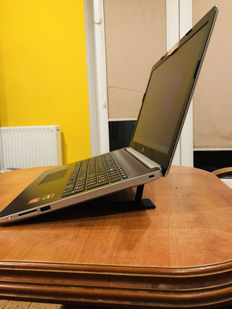 hp laptop model 15-db1025nw