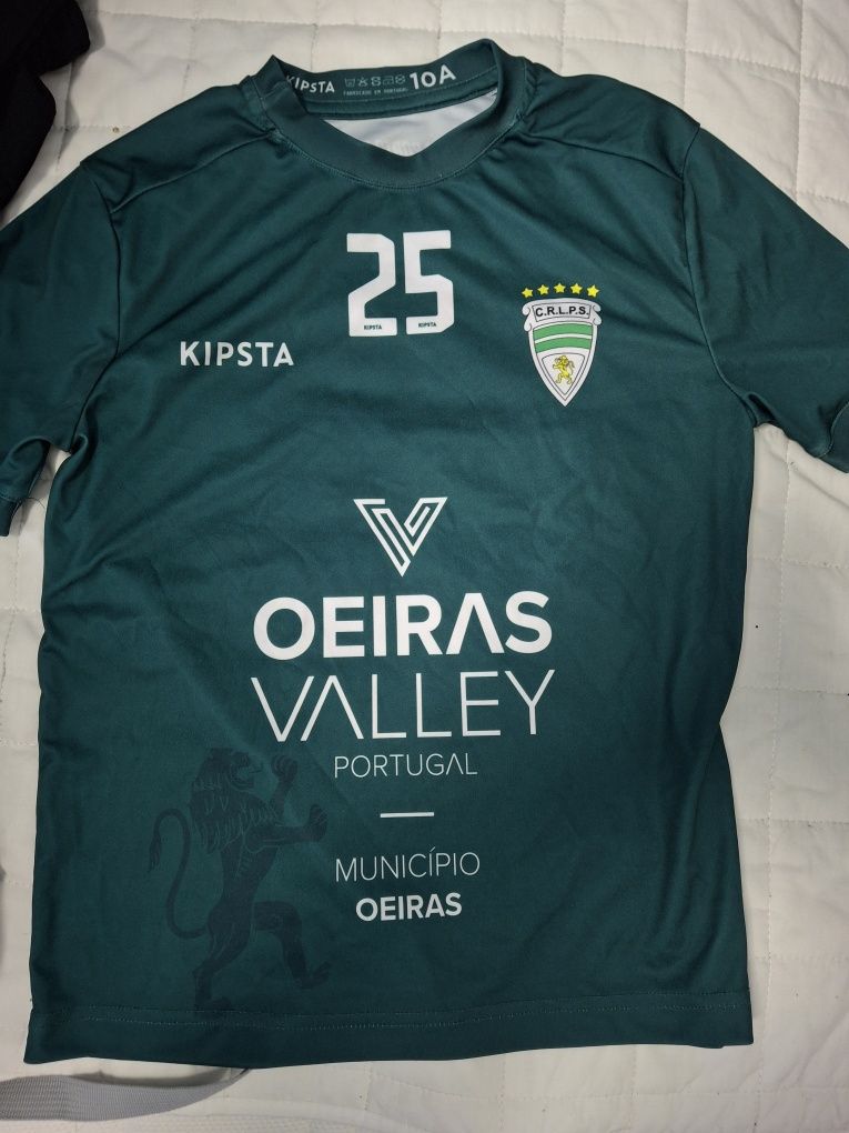 Lote de equipamentos futsal Leões Porto Salvo  criança