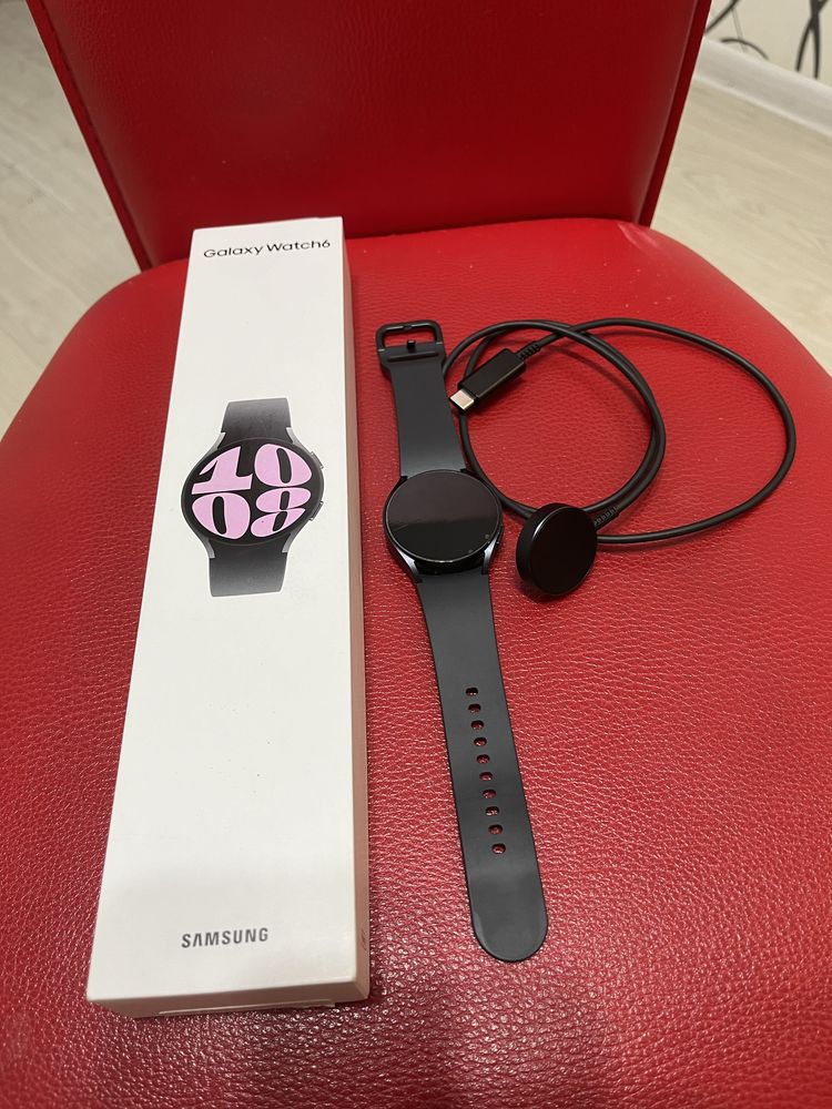 Продам Samsung Galaxy Watch 6 в ідеальному стані