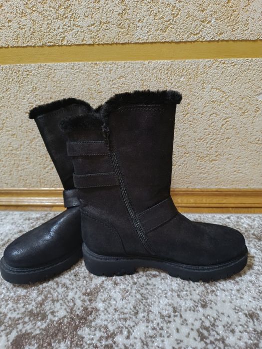 Зимові черевики 39р
