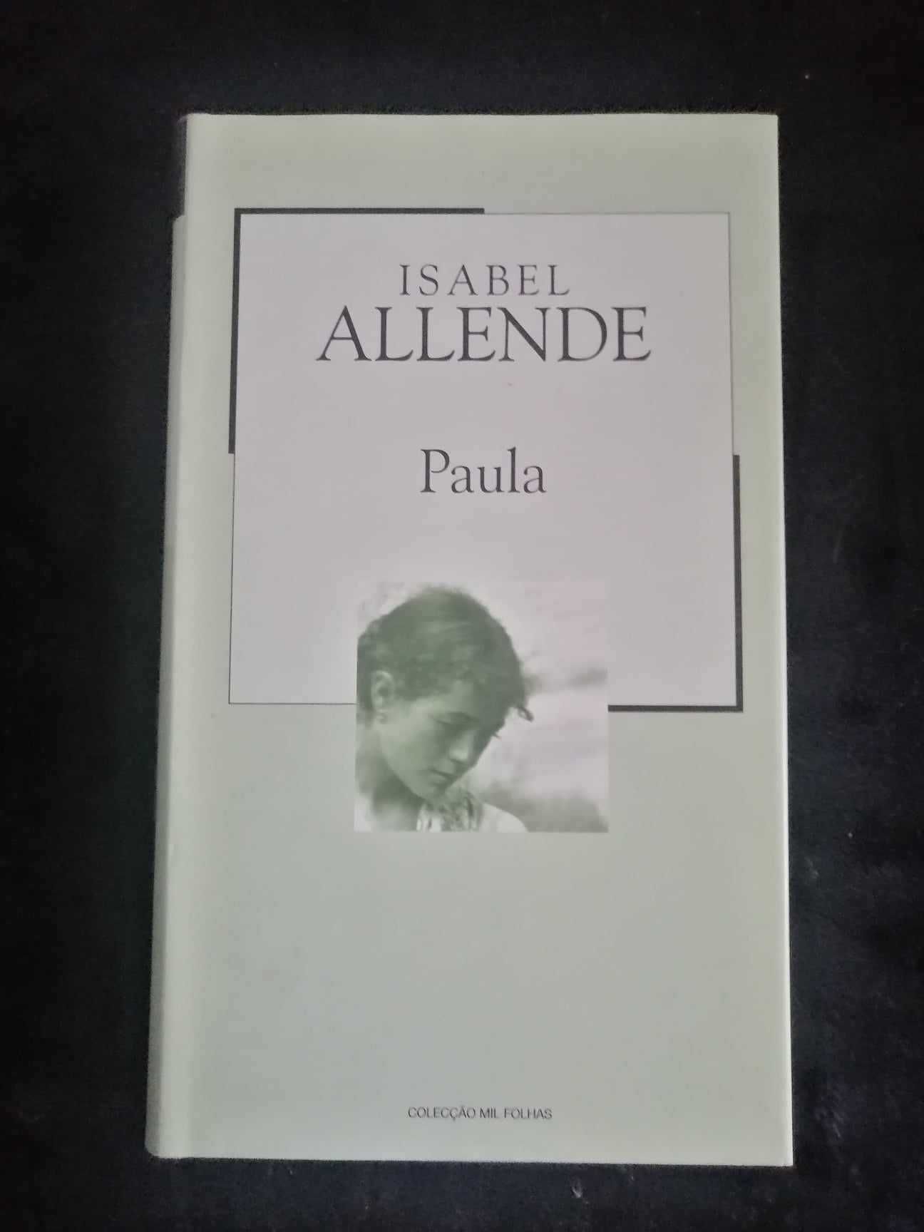 Livro "Paula" de Isabel Allende - Novo