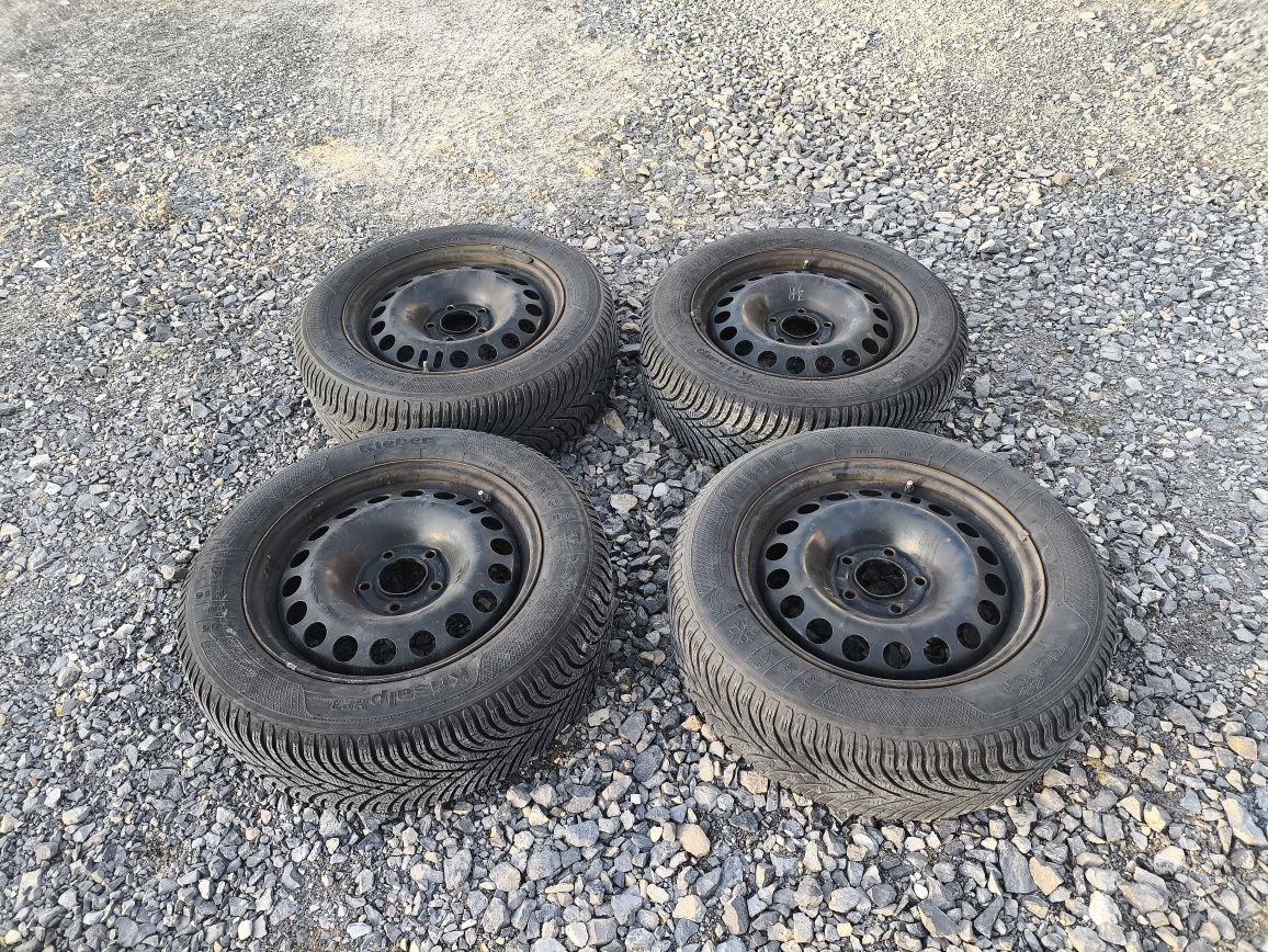 Komplet kół zimowych Opel Astra 5x115