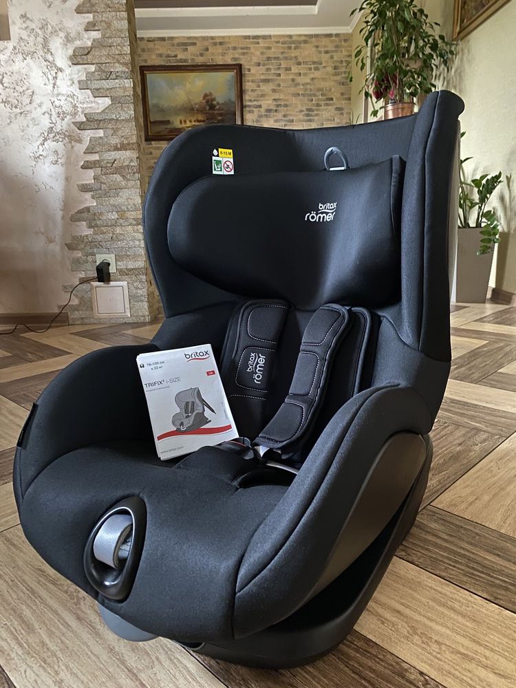 Автокрісло Romer britax trifix isofix I-Size Cosmos Black 9-22 кг
