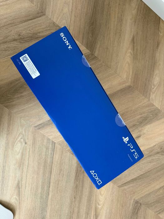 Продам Playstation 5 Slim 1 TB Blueray