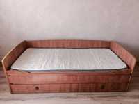 Ліжко б/в з матрацом 90×190 в гарному стані