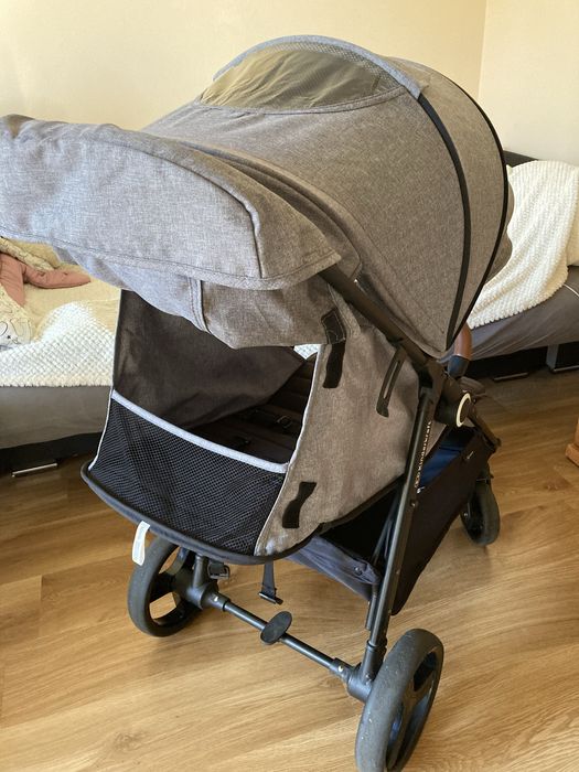 wózek dziecięcy w dobrym stanie