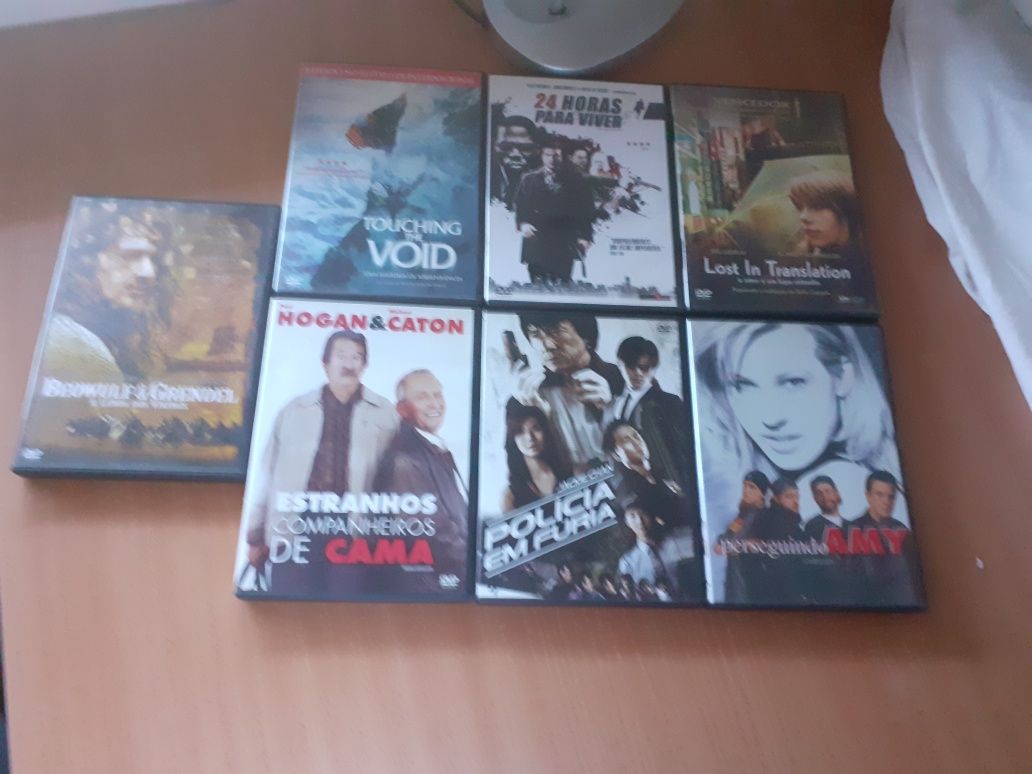 Desocupar 24 DVDs