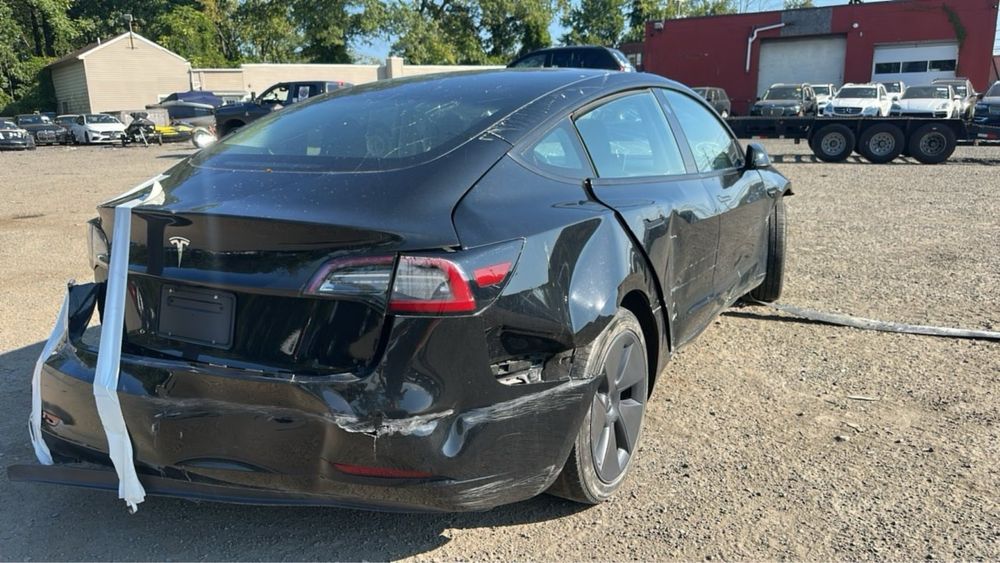 Tesla model 3 2023 60 kw