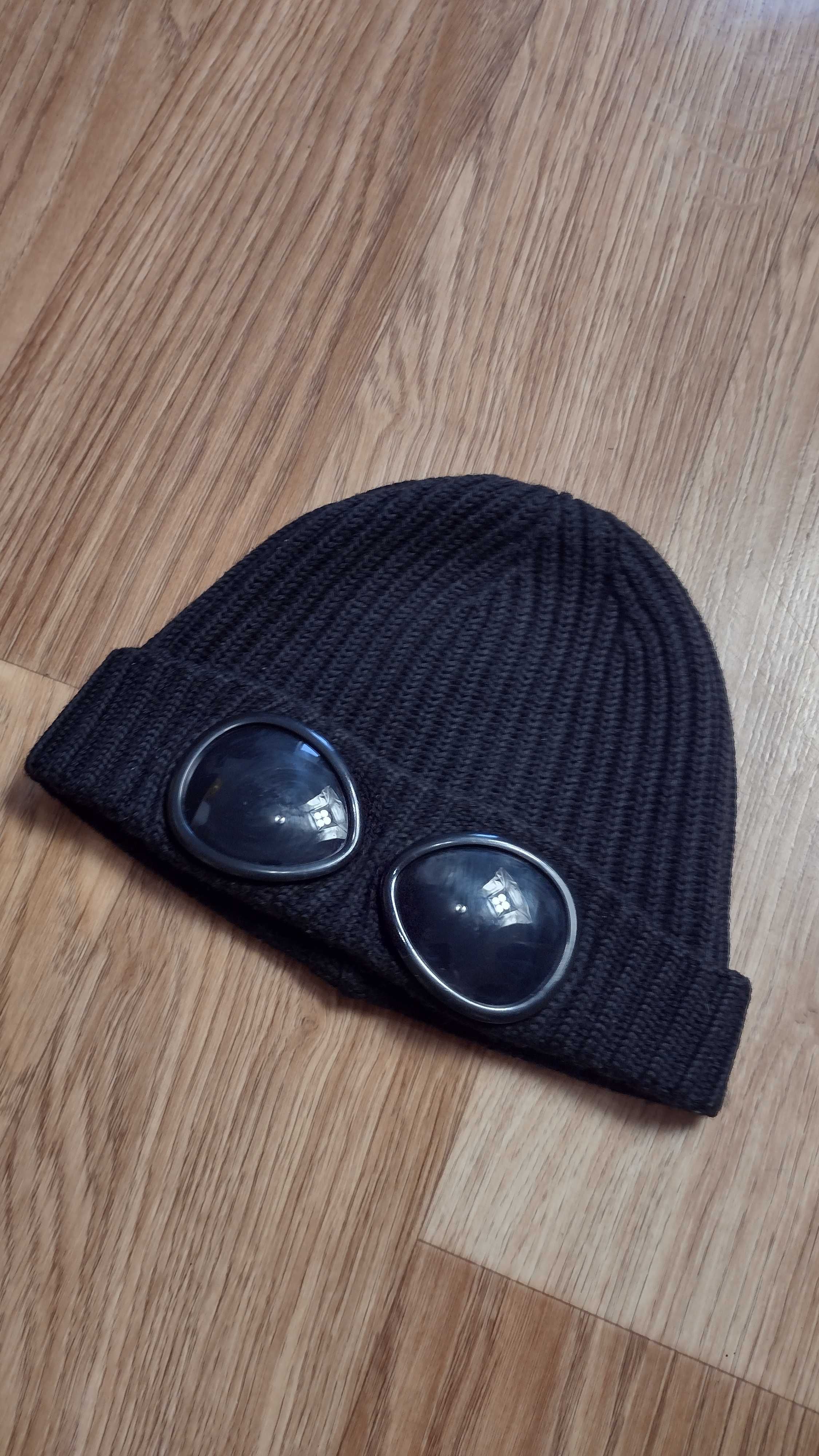 CP Company шапка з лінзами