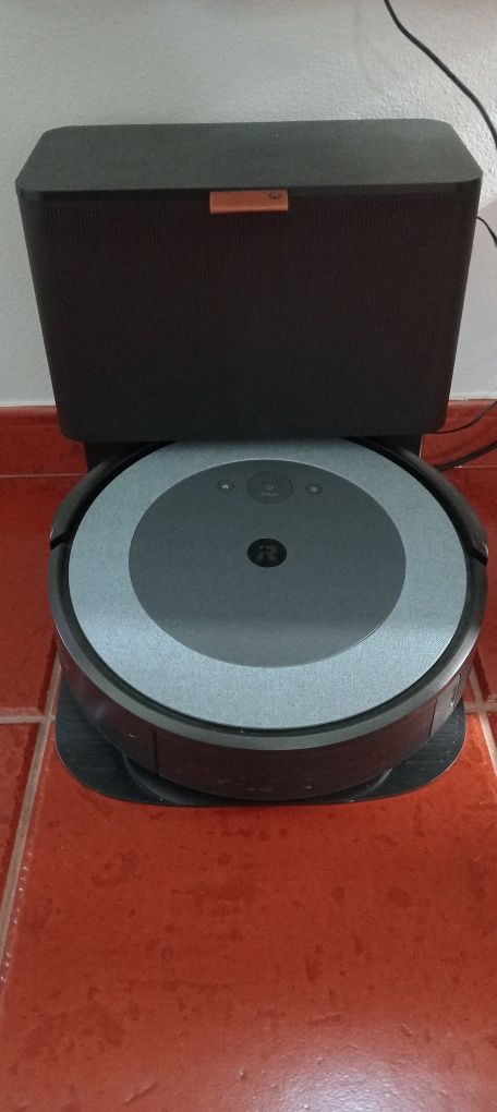 Aspirador I robot Roomba i5+