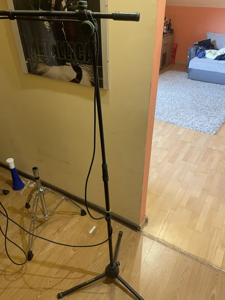 Mikrofon Audiotechnica 2020 ze statywem lamanym gravity i kablem