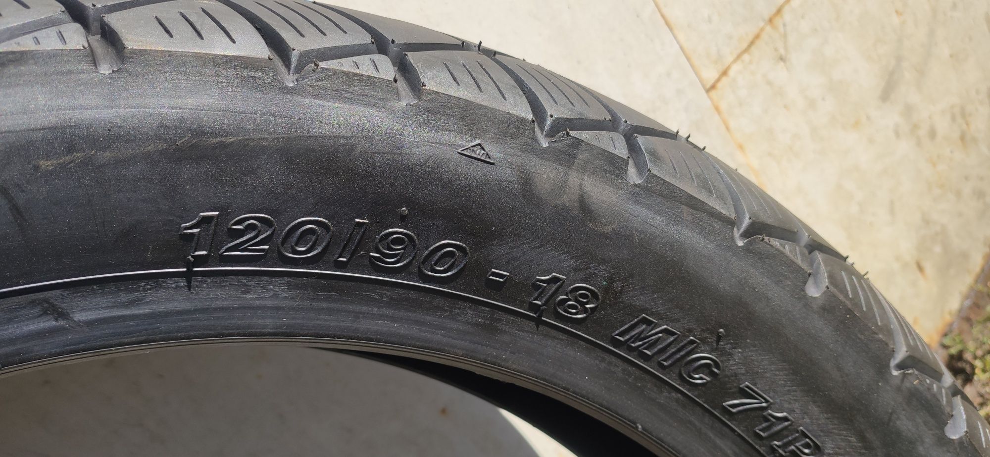 120/90 r18 vee rubber