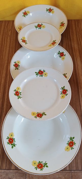 Барановка тарелки чашки сахарница