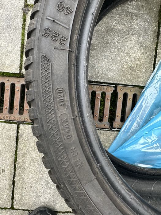 Kleber Krisalp HP3 225/40/18