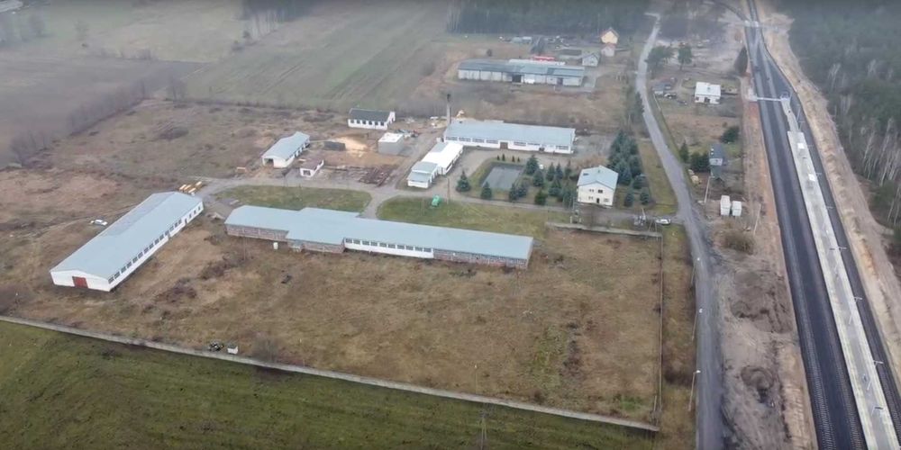 Zakład Produkcja Drzwi drewnianych i przewodów, aluminium