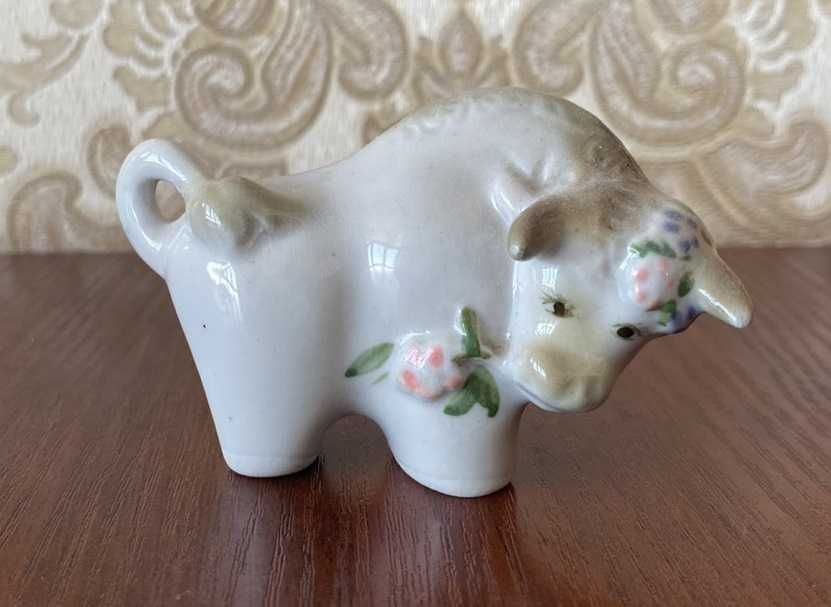 Игрушка "Бычок" 8 см Киев