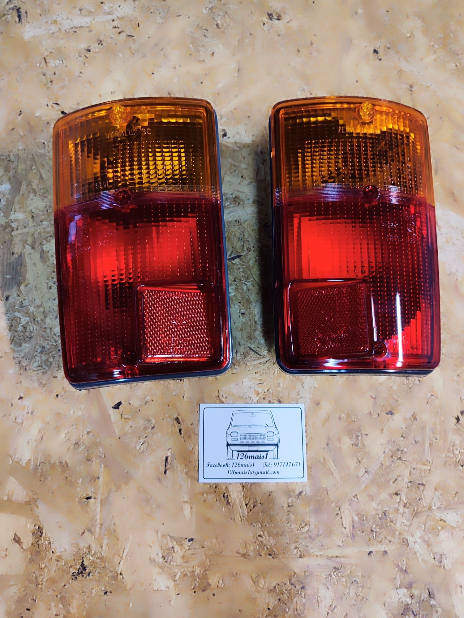 Jogo farolins traseiros Fiat 126 novo