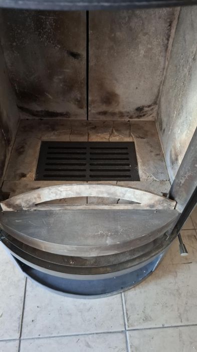 Piec kominek koza