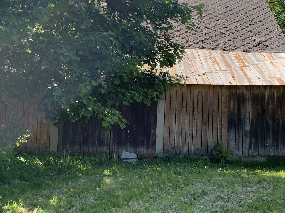Dom z zabudowaniami  gospodarskimi poł. w Suchodołach 21-060 Fajsławce