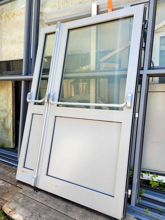 Drzwi przeciwpożarowe ppoż ei30 aluminiowe