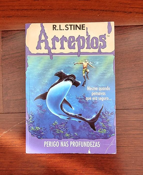 Livro "Arrepios - Perigo nas Profundezas" Vol. 20 de R. L. Stine