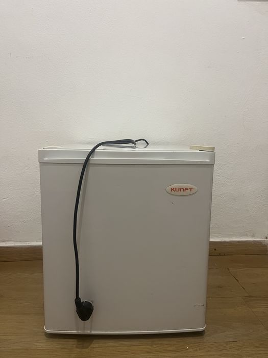 Mini Bar Frigorifico KUNFT.