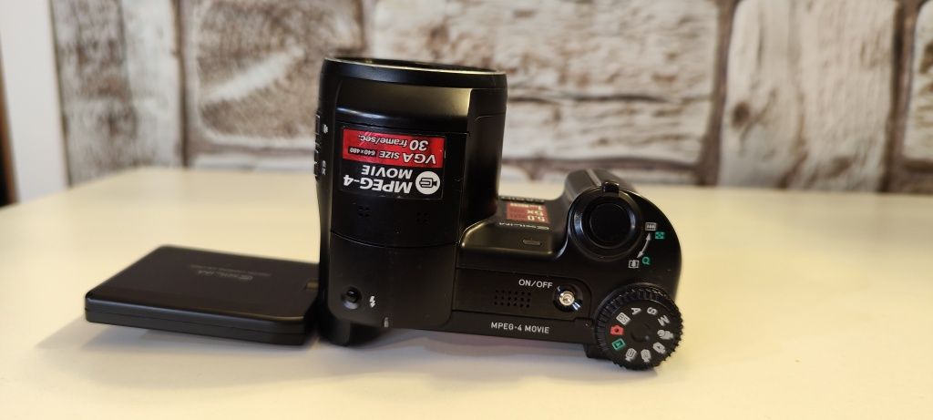 Aparat Casio Exilim EX-P505