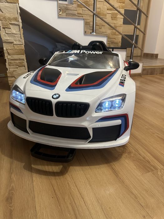 Auto na akumulator BMW M6 gt3