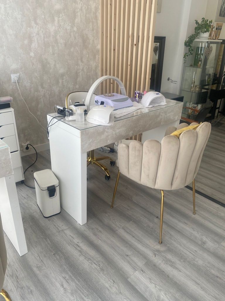 Trespasso Cabeleireira/Estetica com terraço e tudo incluído