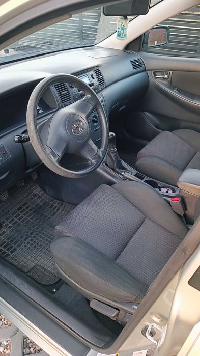 Toyota Corolla Salon Polska 1.4 vvti