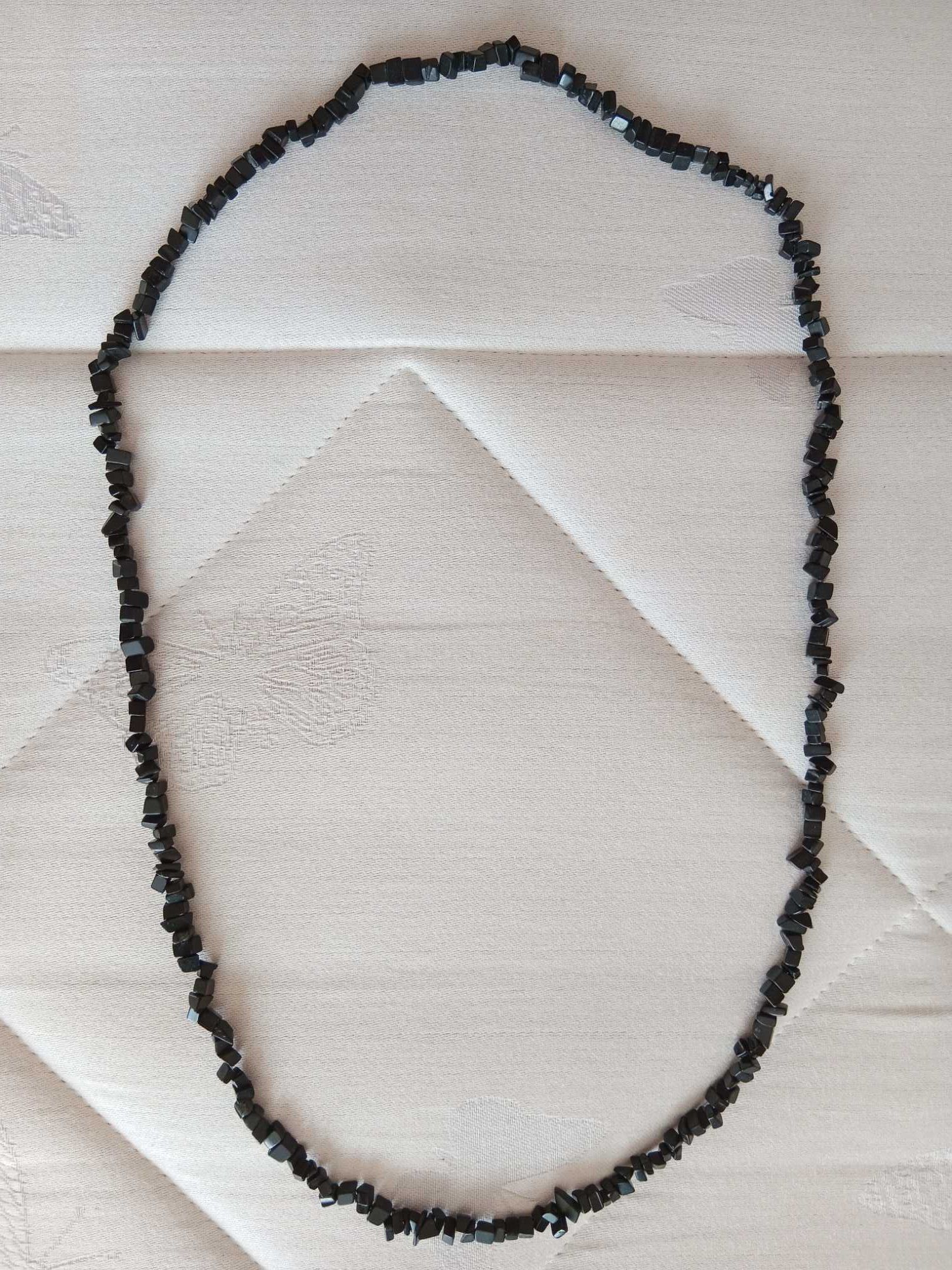 (8) colar (cada 4€)