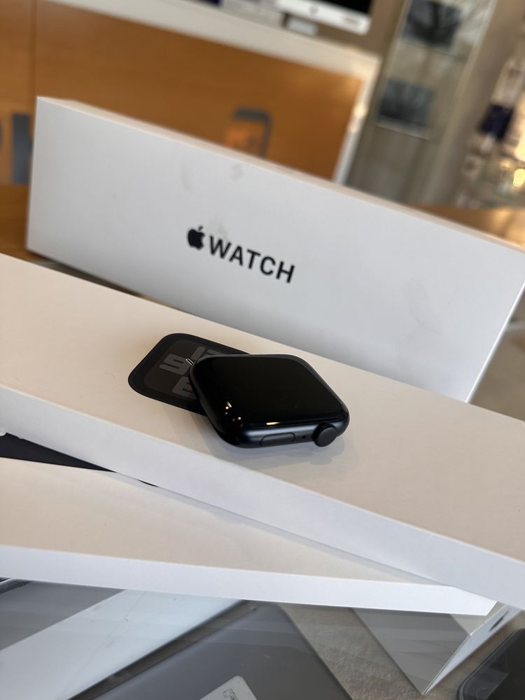 Apple Watch SE 2ª Geração 44MM