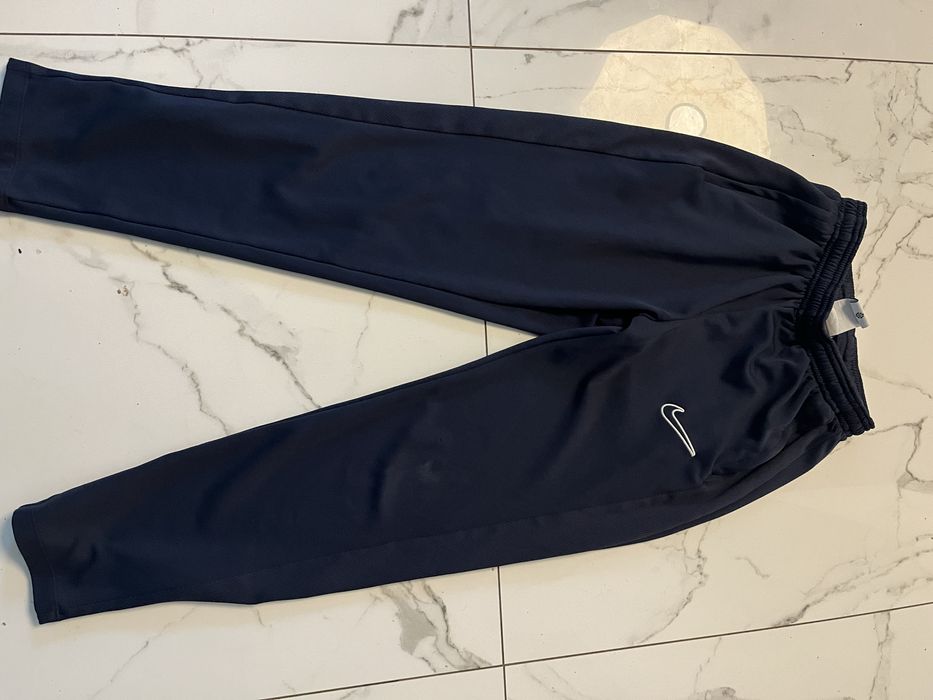 Spodnie Nike dri fit. 147/158 cm