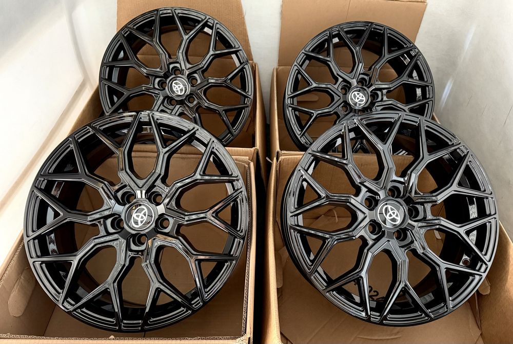 Nowe alufelgi 5x114.3 18” Toyota Avensis Camry C-hr Corolla Auris Rav4