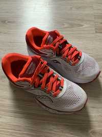 Saucony buty do biegania 38,5 swerve