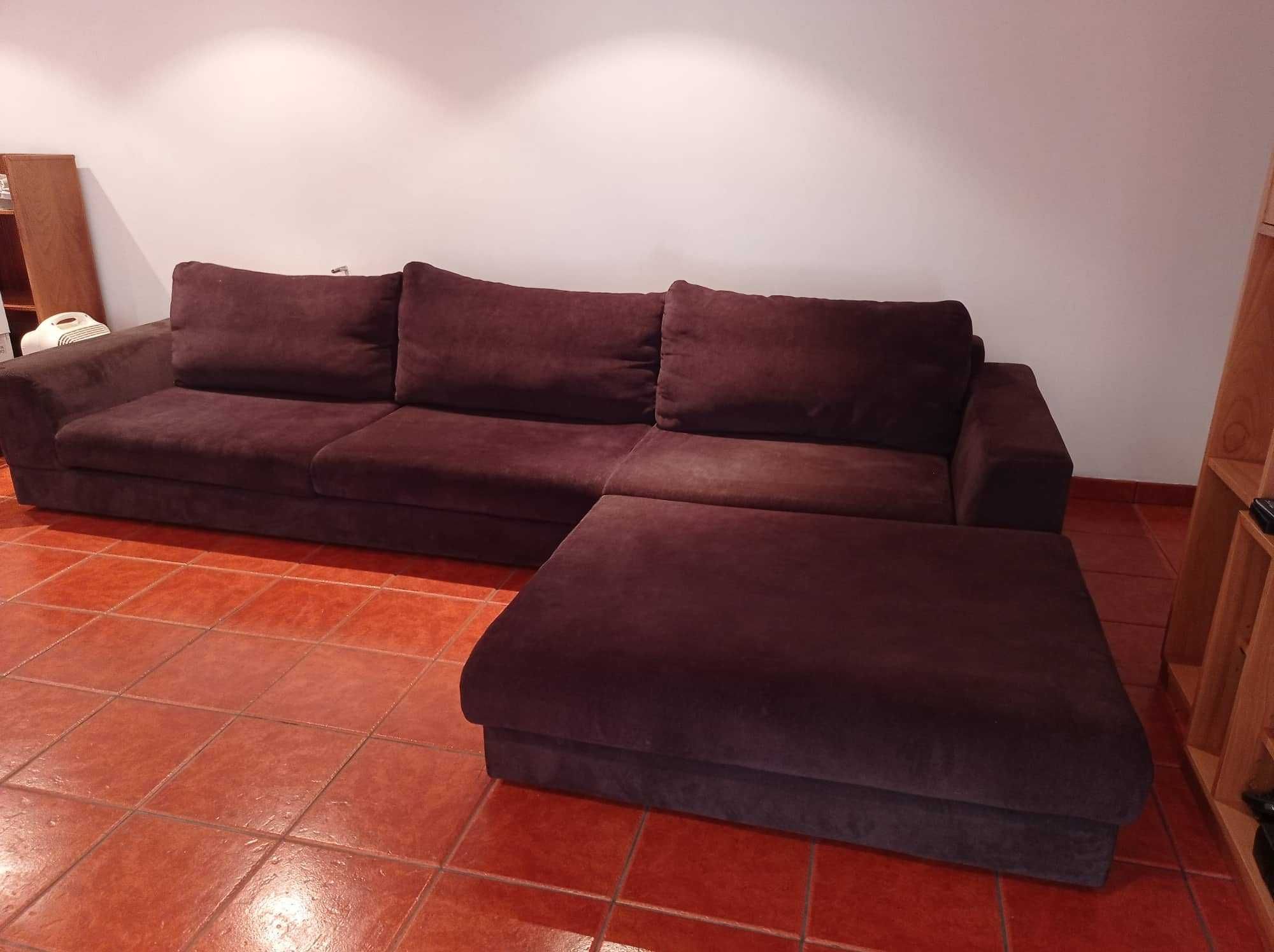 Sofá com chaise longue castanho