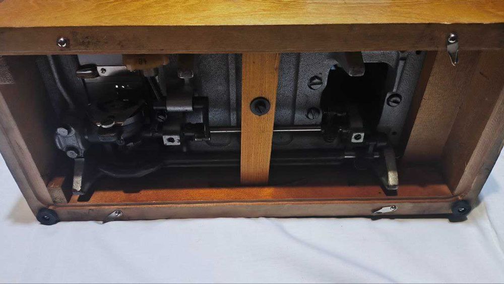 Швейная машинка чайка 3