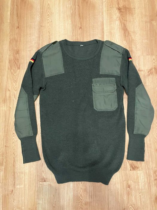 Sweter Bundeswehry BW rozmiar 50