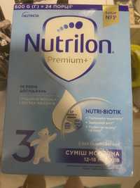 Молочна суха суміш Nutrilon Premium+ 3 600 г