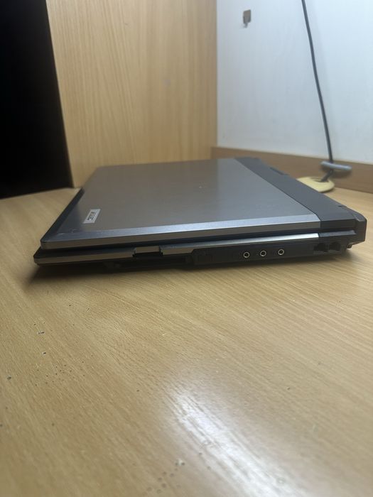 Retro Laptop Asus A6R