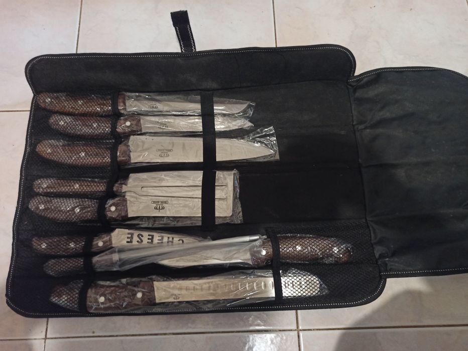 Estojo profissional de facas Royal Swiss