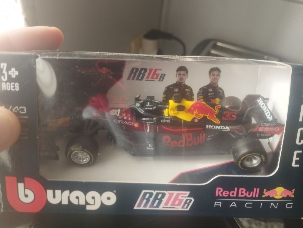 Red Bull 16B max verstappen