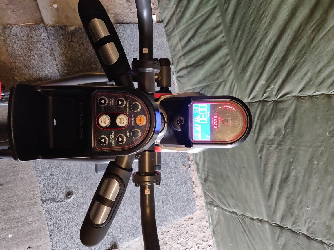 Stepper eliptyk Bowflex Max Trainer M5