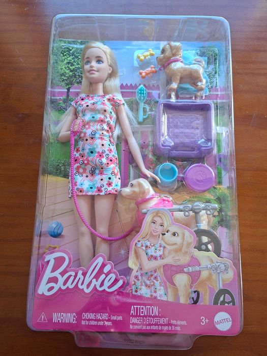 Boneca Barbie com cachorrinhos NOVA