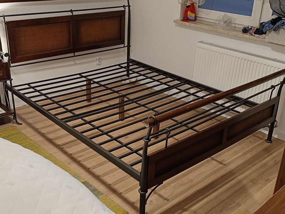Zestaw mebli do sypialni, łóżko, komoda, 2 szafki, drewno teak, żeliwo