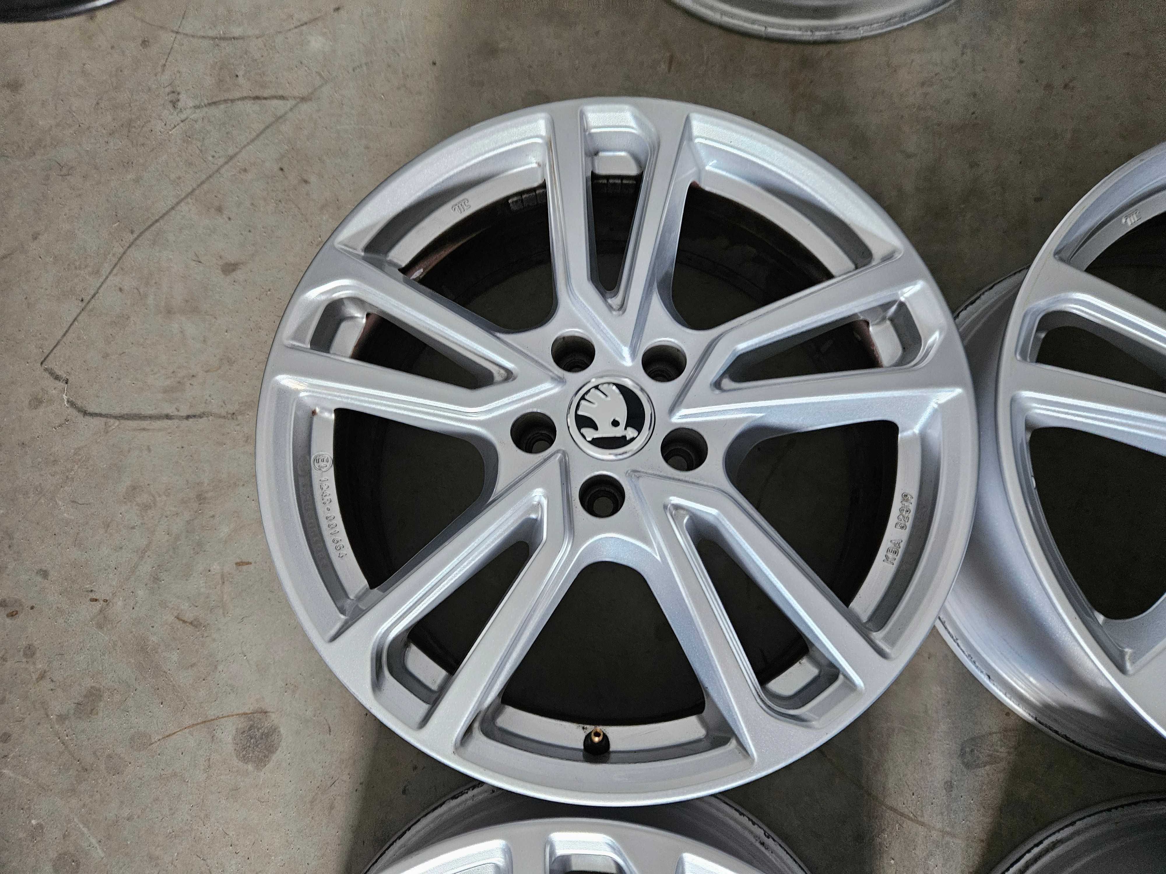 Alufelgi 18" 5x112 Skoda Octavia II FL III IV VRS SuperB Karoq Scout