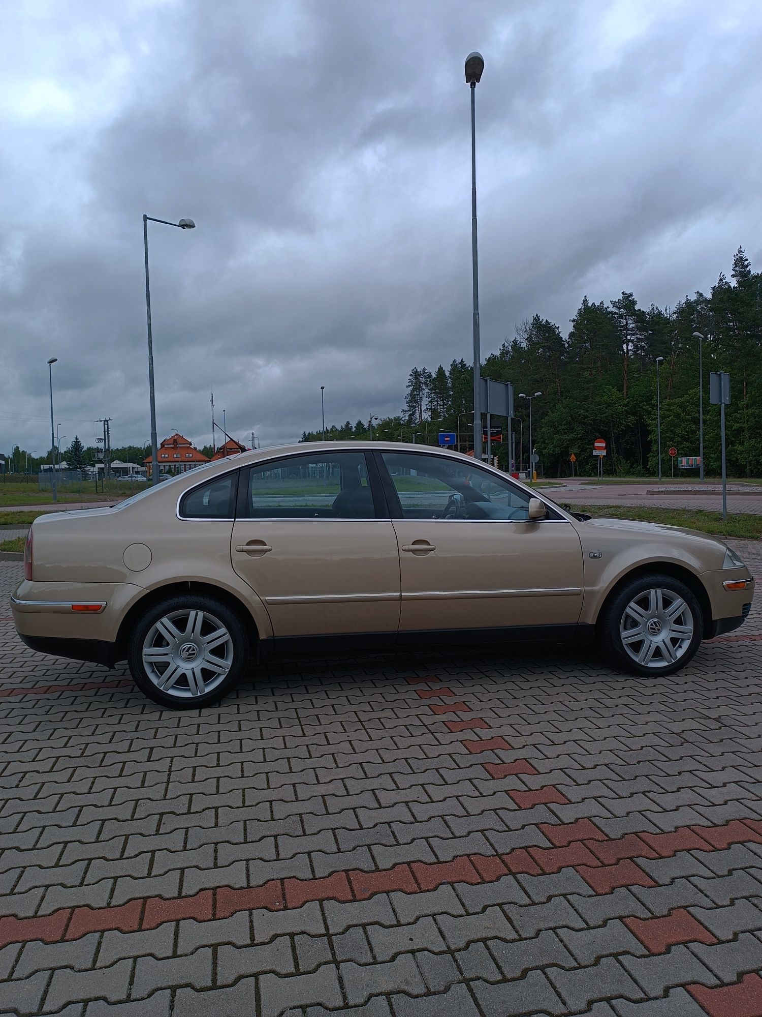 Volkswagen Passat 1.9 TDI! Manualna!